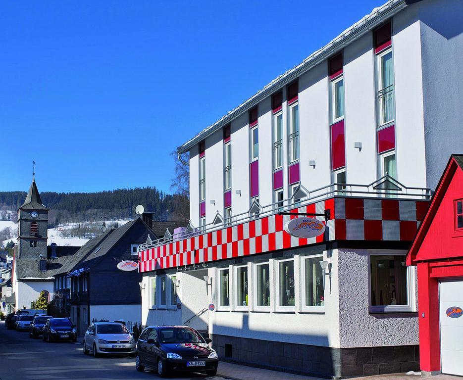 Hotel Garni Elegant วิลลิงเงิน ภายนอก รูปภาพ