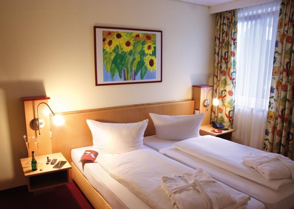 Hotel Garni Elegant วิลลิงเงิน ห้อง รูปภาพ